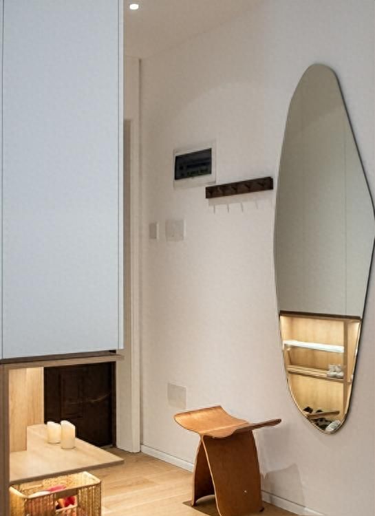 不管房子多大，装修简约一点错不了！92㎡干净简练，住得真爽 - 今日头条