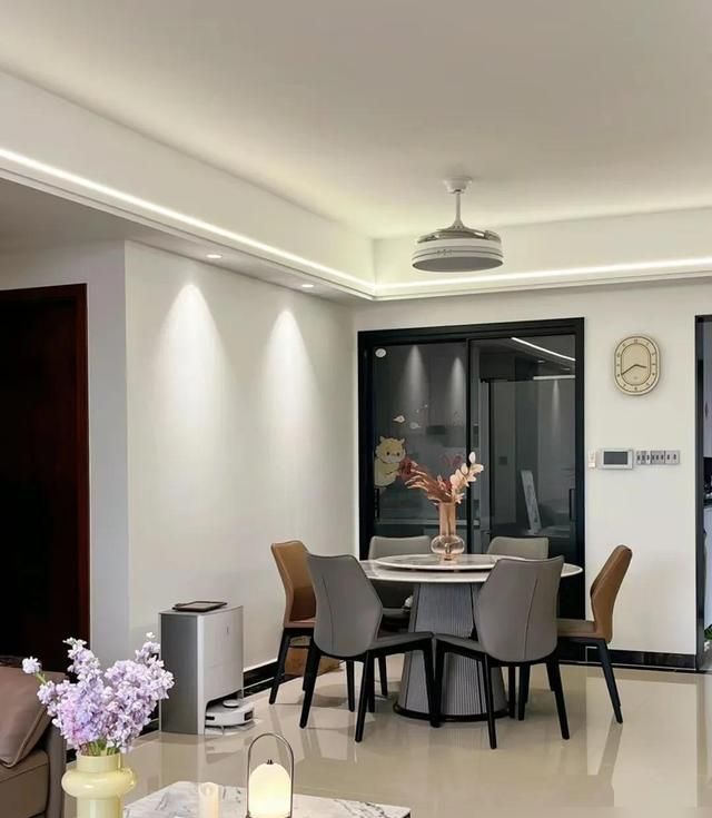 浙江一女主晒出150㎡轻奢风的家，全屋干净明亮，那叫一个高级 - 家居知识