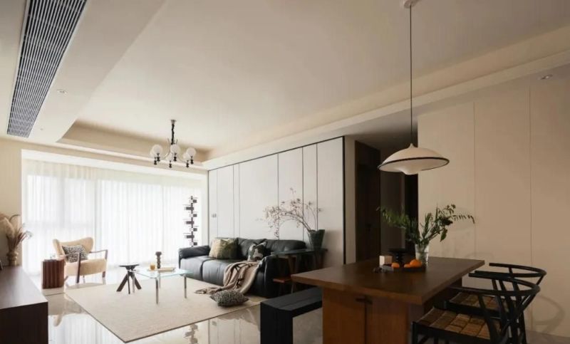 95后新婚小两口装出三代人审美的家，奶油浪漫邂逅中古韵味 - 家居知识