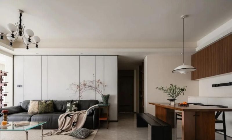 95后新婚小两口装出三代人审美的家，奶油浪漫邂逅中古韵味 - 家居知识