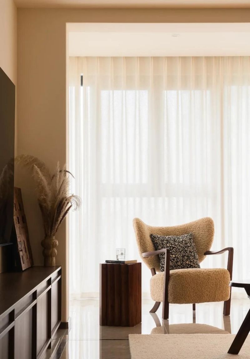 95后新婚小两口装出三代人审美的家，奶油浪漫邂逅中古韵味 - 家居知识