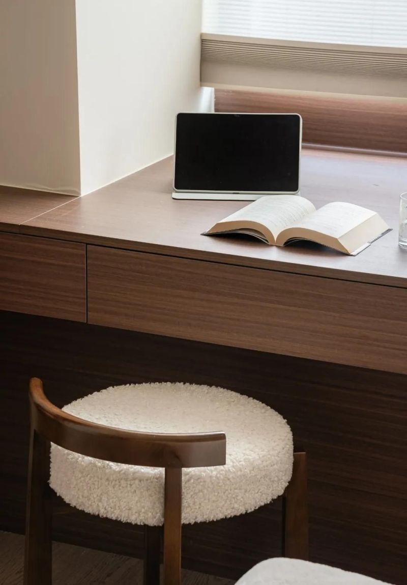 95后新婚小两口装出三代人审美的家，奶油浪漫邂逅中古韵味 - 家居知识