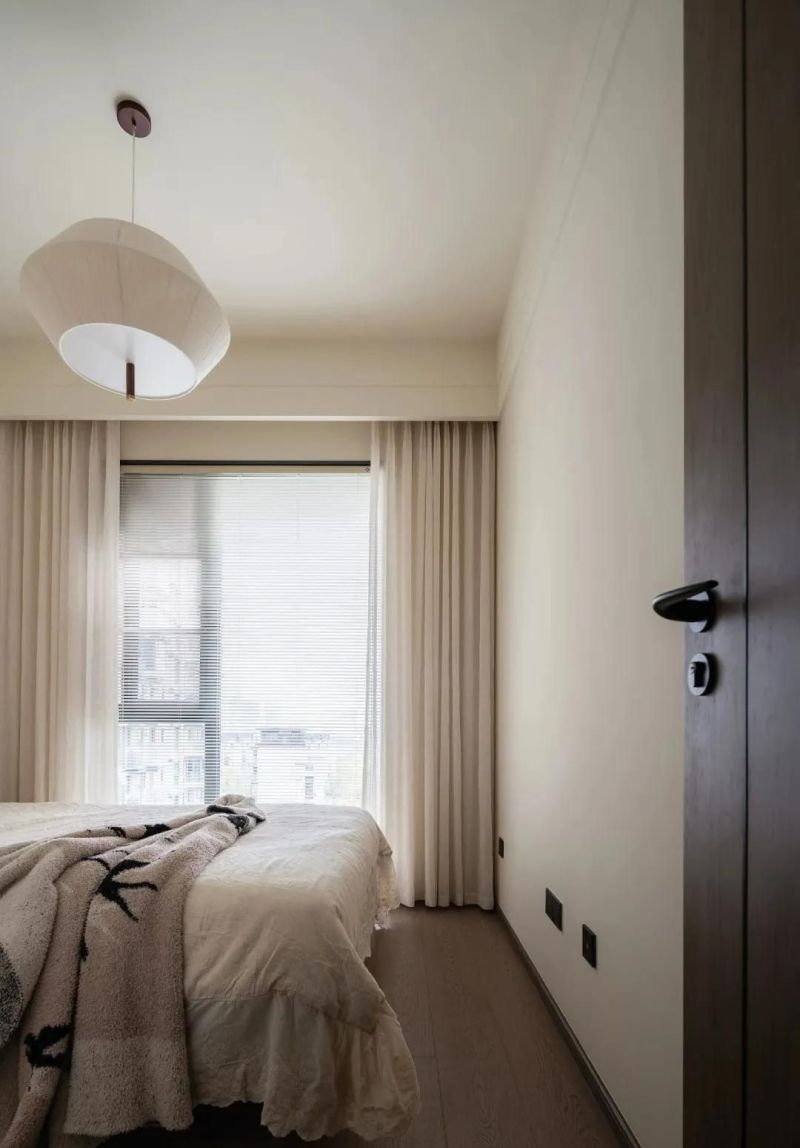 95后新婚小两口装出三代人审美的家，奶油浪漫邂逅中古韵味 - 家居知识