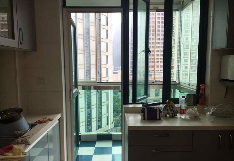 简约风格，简单大方，刷白墙的装修再过20年也不过时！ - 家居知识