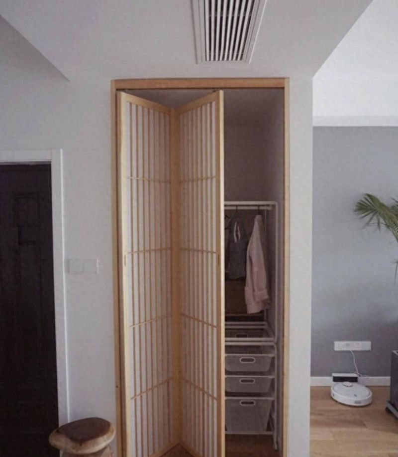 别再乱装门口鞋柜了！2025流行这5种设计，邻居看了直羡慕 - 今日头条