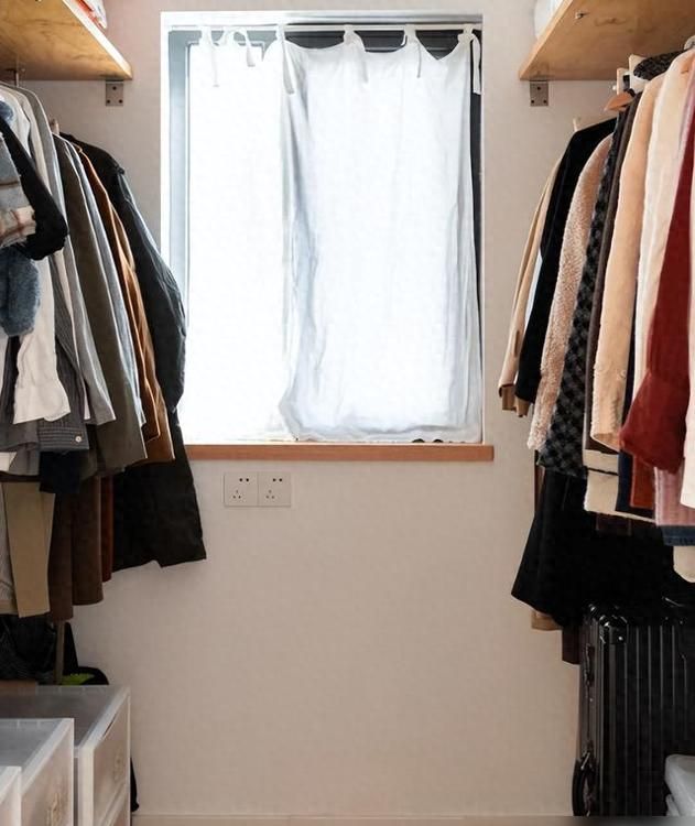 广东业主将主卫改衣帽间，入住仅3个月崩溃拆除！