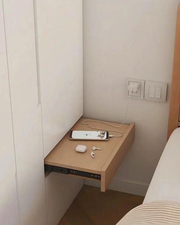 “床头柜”已逐渐退出中国家庭！看看年轻人的新型做法，美观实用 - 家居知识