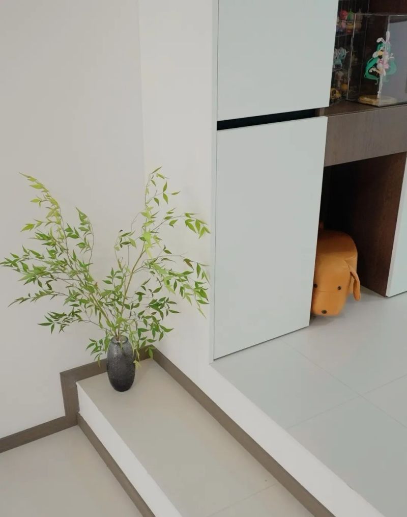 137㎡复古简约风，适配现代空间留白 ，又维持现代风格的空气感！ - 家居知识