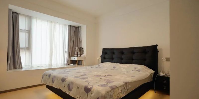 137㎡复古简约风，适配现代空间留白 ，又维持现代风格的空气感！ - 家居知识