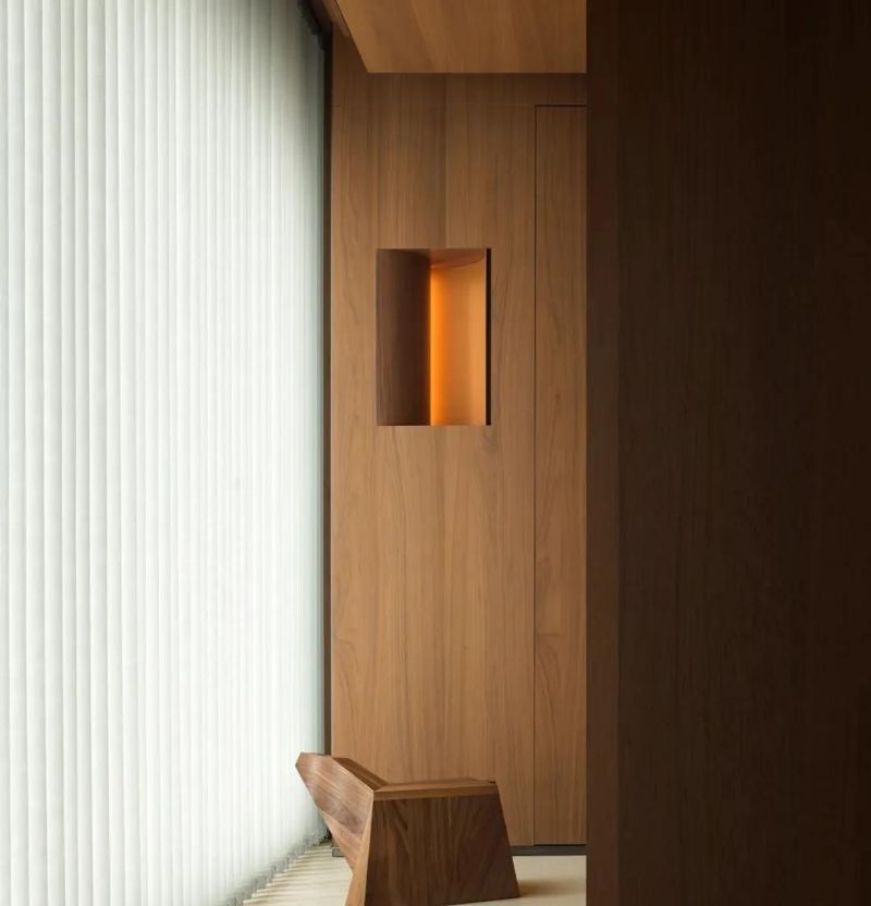 私宅设计：暖调极简主义，大地色系唤醒家的治愈力 - 家居知识