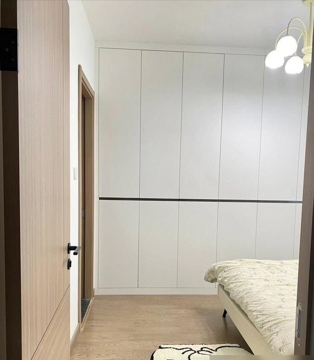 定制衣柜为啥颜值差距这么大？柜门布局是关键，别光盯着一门到顶 - 家居知识