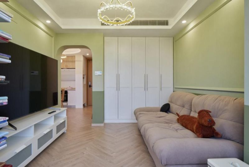 小户型一定要舍弃客厅？她以逆向思维布局，直接多出个衣帽间 - 家居知识