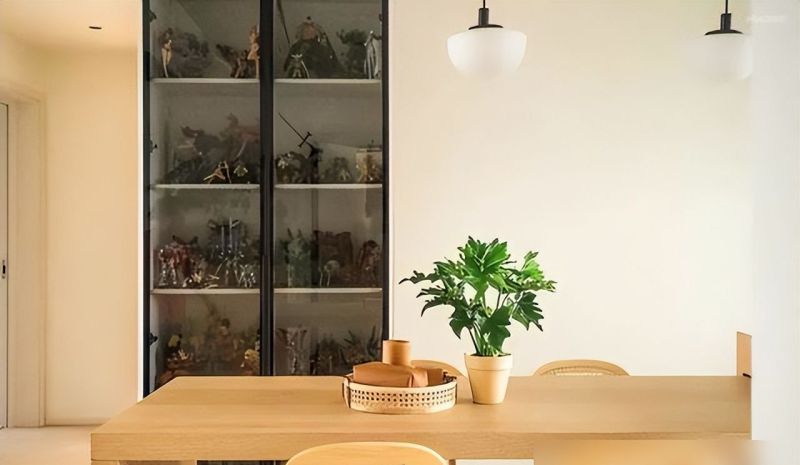 上海太太113㎡新家，因装修布置而走红：原木奶油风，温柔又治愈 - 家居知识