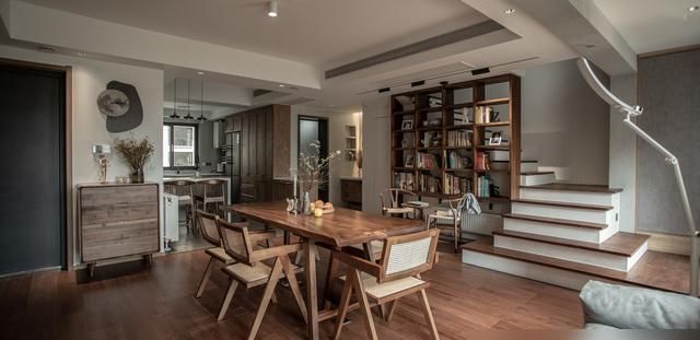 看完她家，发现去客厅设计是真的爽，加上原木侘寂风，幽静又放松 - 家居知识