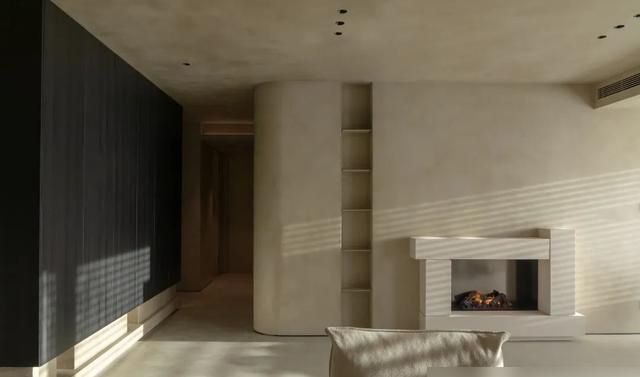 今年谁能逃过侘寂风？超大横厅+全屋大地色，别人家真的美爆了 - 家居知识