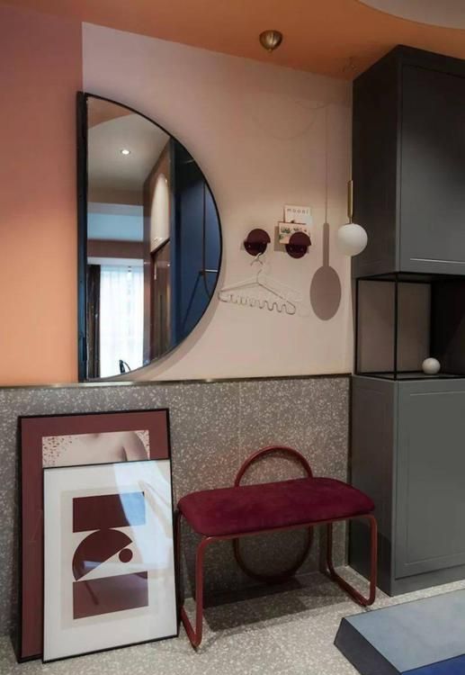 她家玄关放个柜子，酒柜、冰箱、大餐桌、吧台，全解决了！ - 家居知识