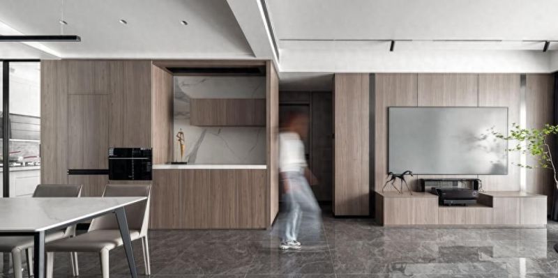 原木色点缀现代家居，打造温柔高级感