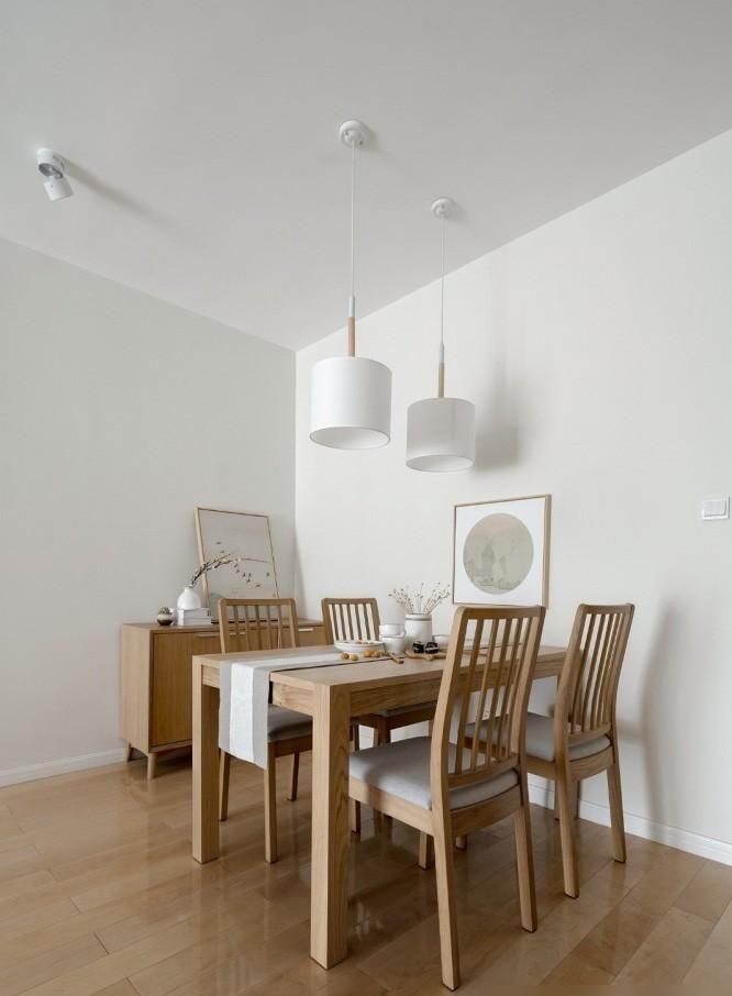 坚持极简主义的她不造型不吊顶，把家装修得干干净净，看着都舒服 - 家居知识