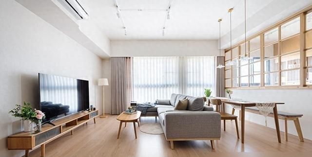 这是我见过最佛系的装修，全屋浅色调原木风，再过10年也不过时 - 家居知识
