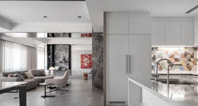 264㎡轻奢大平层，大理石+镜面打造精致现代风，爸妈看了都心动！