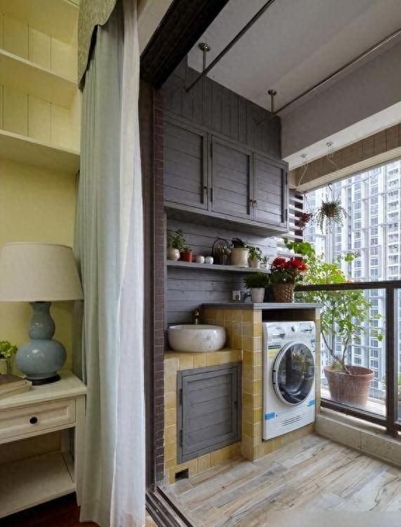 上海89㎡五口之家巧砌阳台洗衣台，多出一间实用洗衣房