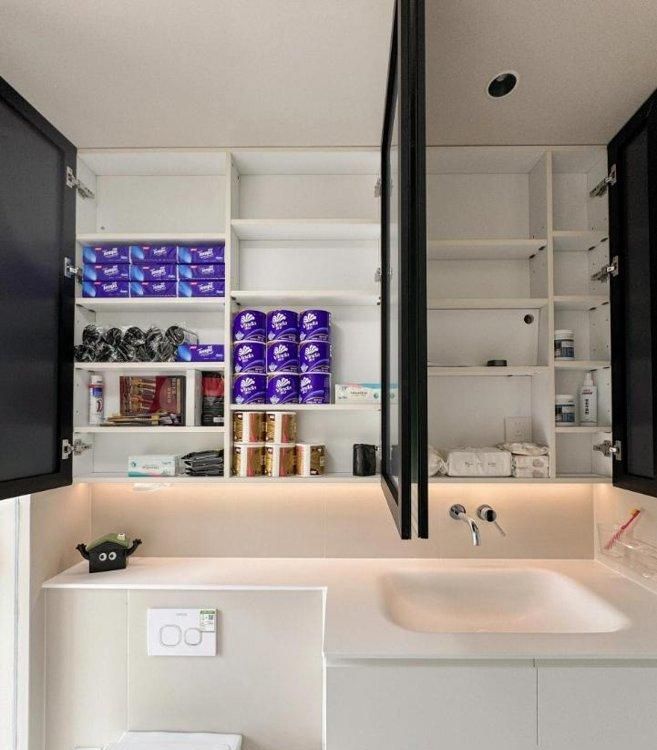 被年轻人家里的“薄柜设计”惊呆了！没想到换个思路后，越住越香 - 家居知识