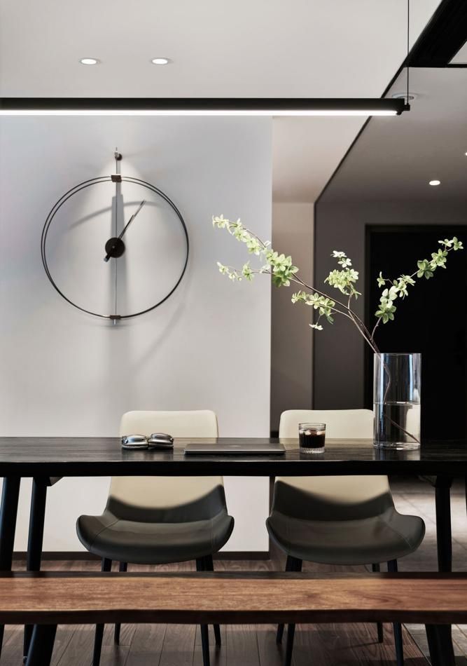 看过上千套装修案例后，发现最吸引我的还是现代简约风，至简纯粹 - 家居知识