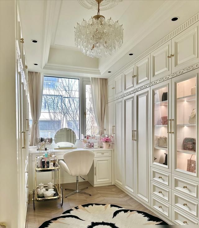 衣帽间是定制衣柜的升级，是家里女主人的最爱，注意这些不翻车 - 家居知识