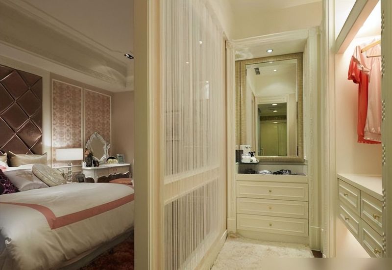 可以改成衣帽间的空间有很多，主卧卫生间是效果最差的一个 - 家居知识