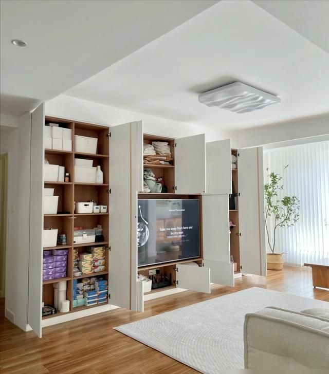 满墙电视柜多好用？看看这些成功案例，照着做能储物颜值高是真香 - 家居知识