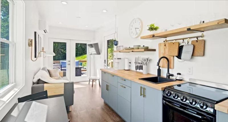 一眼沦陷！白色集装箱爆改ins风小屋，建筑外景美到窒息！ - 家居知识