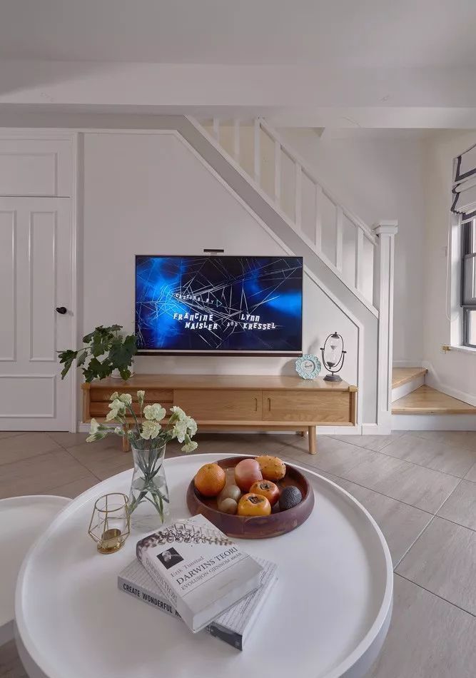 复式北欧风三居室，温馨舒适，这样的装修效果多久不会过时！ - 家居知识