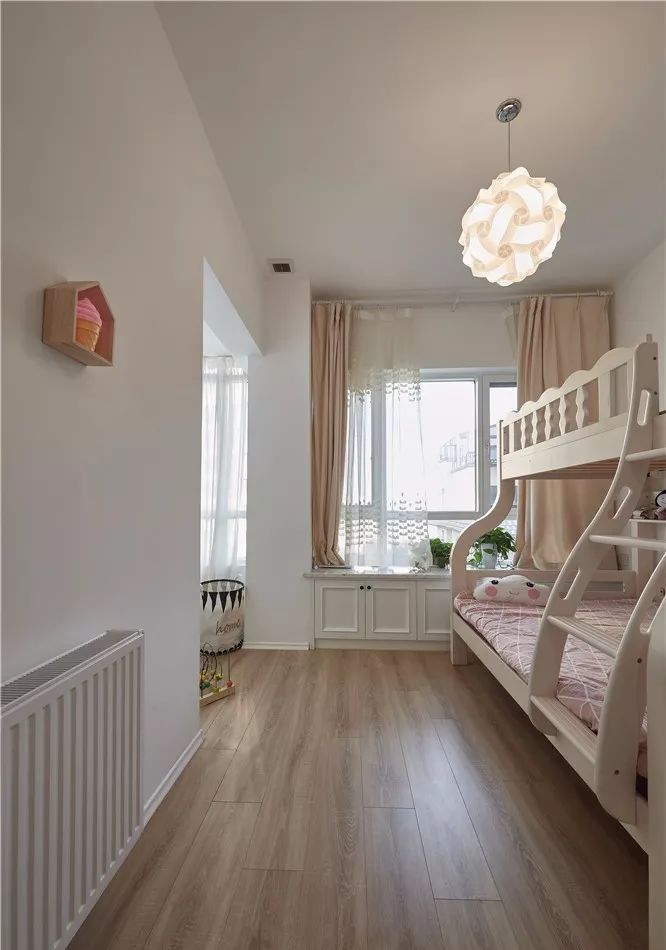 复式北欧风三居室，温馨舒适，这样的装修效果多久不会过时！ - 家居知识