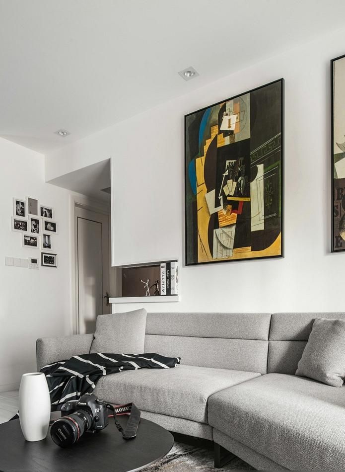 她在玄关造出弧形柜，独特设计令人称赞，全屋干净清爽，惊艳众人 - 家居知识