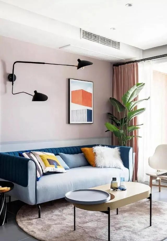 60㎡两居室小户型，阳台改榻榻米休闲区，次卧做书房，时尚又舒适 - 家居知识