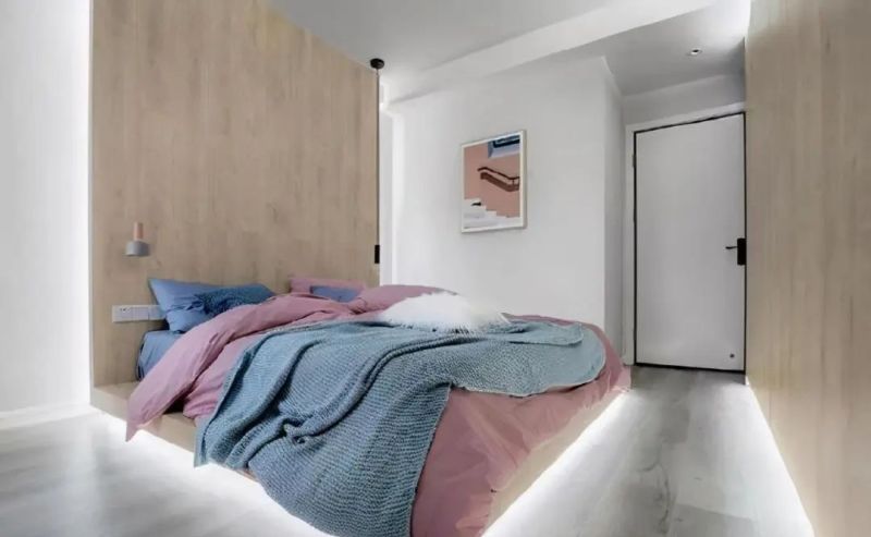 60㎡两居室小户型，阳台改榻榻米休闲区，次卧做书房，时尚又舒适 - 家居知识