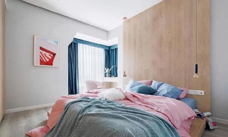 60㎡两居室小户型，阳台改榻榻米休闲区，次卧做书房，时尚又舒适 - 家居知识