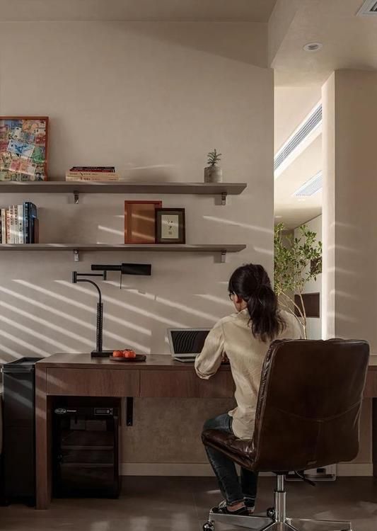 彻底沦陷，她把家装成温馨宁静的侘寂风，还有绝美花园，太治愈了 - 家居知识