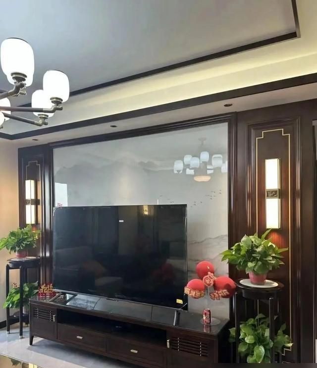 青岛一对退休夫妇的新家，那叫一个高级，日久弥新的新中式风格 - 家居知识