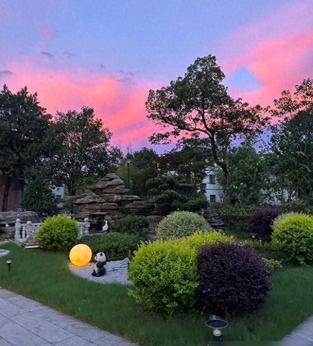 浙江一女子住农村自建房，新中式风格装修，800㎡的院子，惬意！ - 家居知识