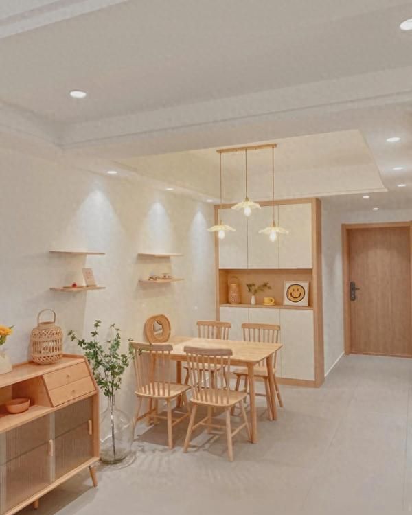 原木风不铺木地板，这样装修，既敞亮又温馨 - 家居知识