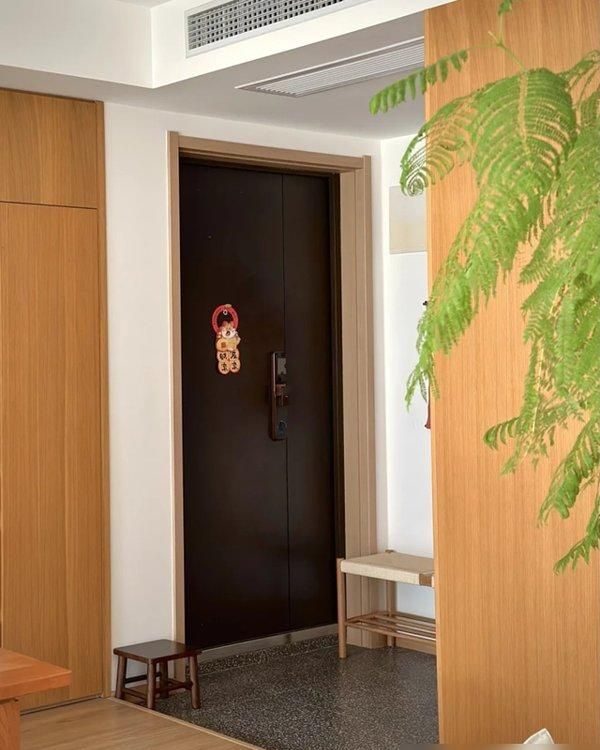 重庆一女子住122㎡的家，以实用为主装修的原木风格，温馨干净！ - 家居知识