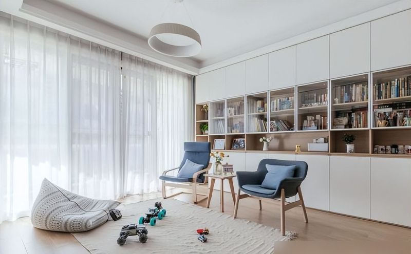 看完她家，我承认越简单的装修越好看，原木配奶油白，温馨又明亮 - 家居知识