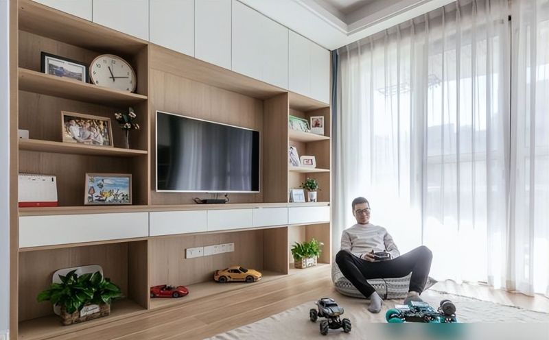 看完她家，我承认越简单的装修越好看，原木配奶油白，温馨又明亮 - 家居知识