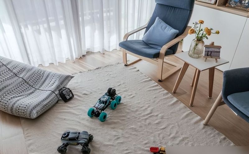 看完她家，我承认越简单的装修越好看，原木配奶油白，温馨又明亮 - 家居知识