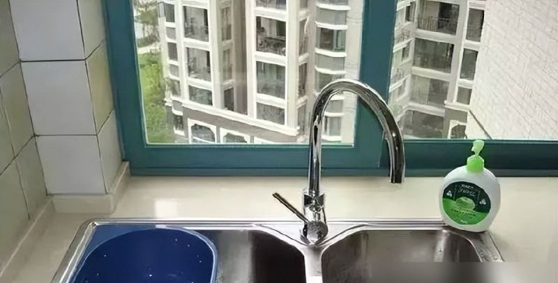 老婆做月子都不敢砍骨头，定制橱柜不如3000元砖砌橱柜！ - 家居知识