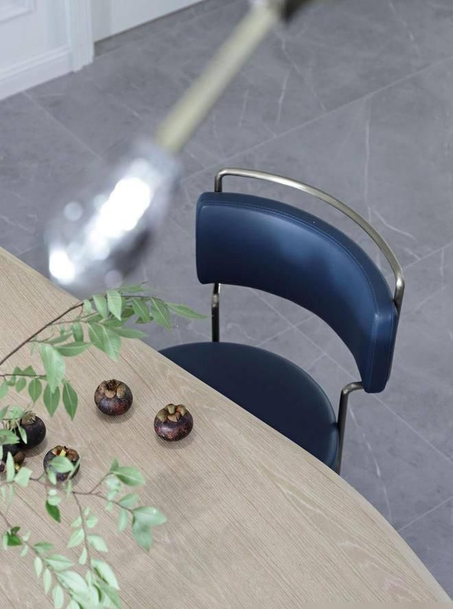 越来越多人喜欢极简装修，看她家，才发现档次在舒适面前不值一提 - 家居知识