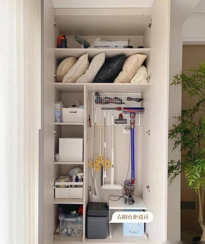 90后夫妻128㎡的家，坚持极简主义，反而高级不过时！太有品位了 - 家居知识