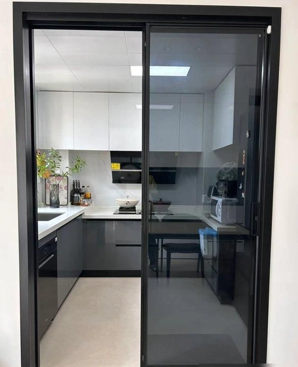 湖南一夫妻135㎡的家，坚持“极简”装修，黑白色调，高级感十足 - 家居知识