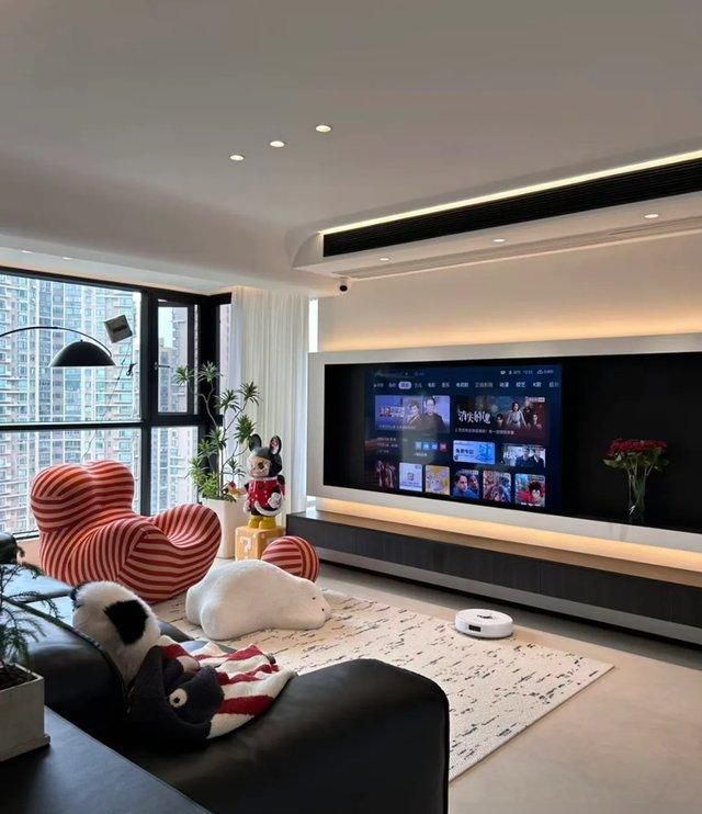 湖南一夫妻135㎡的家，坚持“极简”装修，黑白色调，高级感十足 - 家居知识